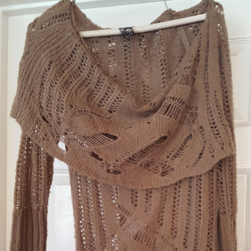 Guess off the shoulder sweater